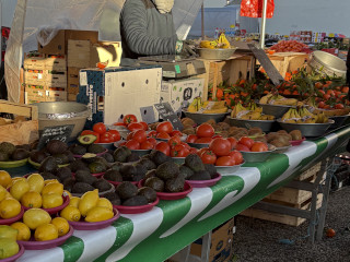 今日は朝市へ 今日は朝市へ