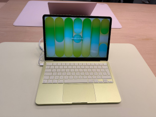 MacBook Neo