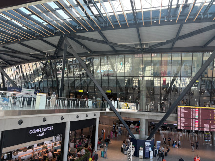 娘はロンドンへ...